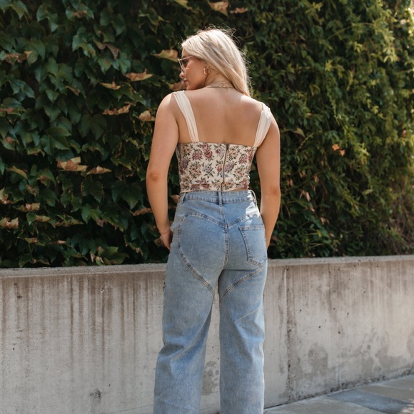 The Post Floral Corset Top - Picture 2 of 9